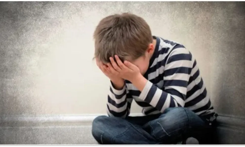 Efecto Jey Mammón: aparecieron 114 nuevas denuncias de abuso infantil de famosos