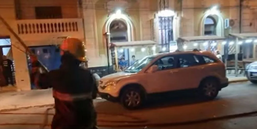 Principio de incendio en un restaurante de Patagones: la palabra del dueño sobre el hecho 