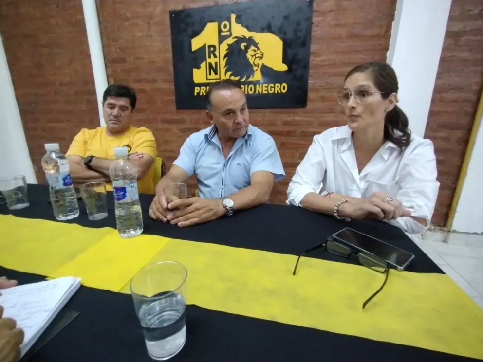 Rivero del partido de Milei, jugó sus cartas en Viedma