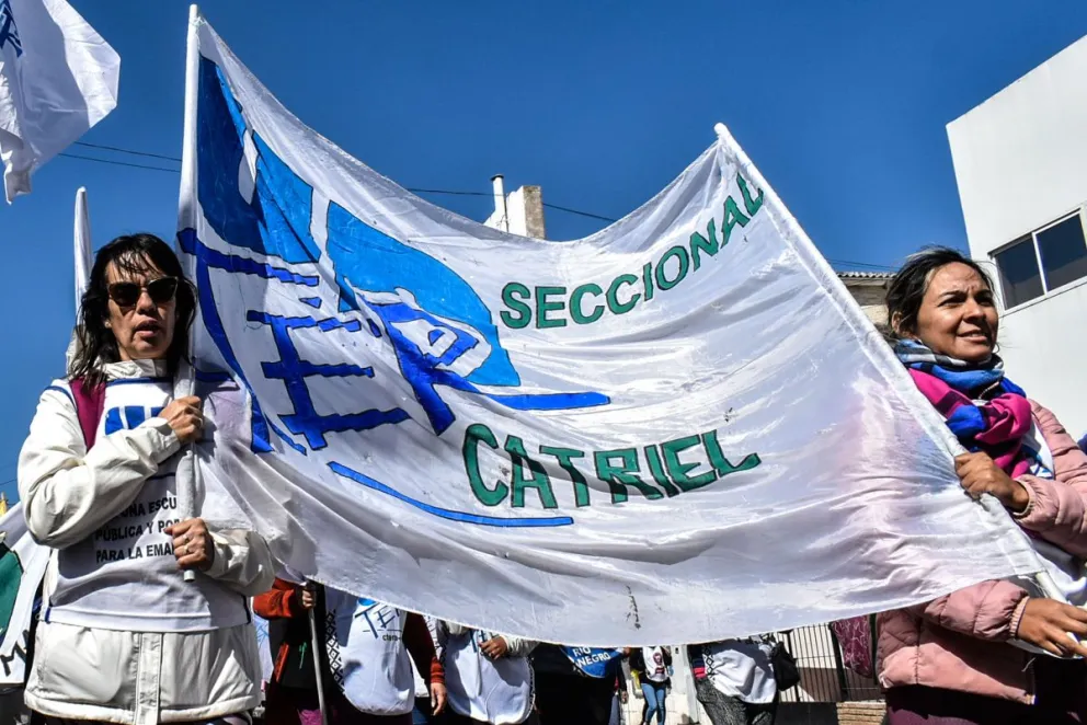 La UnTER con pintura de guerra hacia los profesionales de las Juntas Médicas