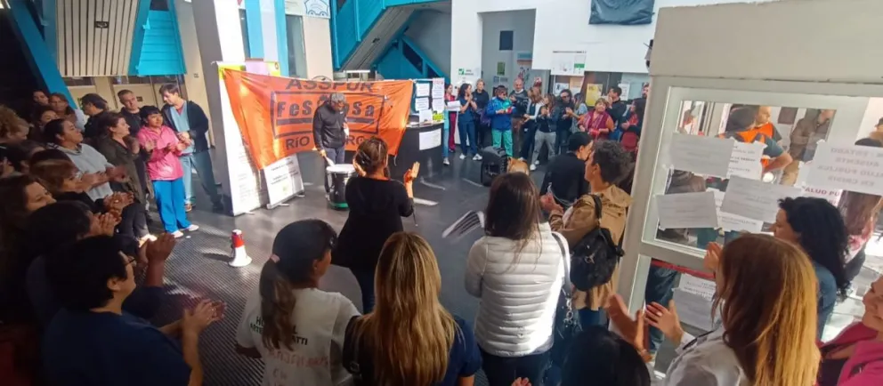 Comenzó el paro de 48 horas de ASSPUR: “Pedimos un salario que iguale a la canasta básica patagónica”