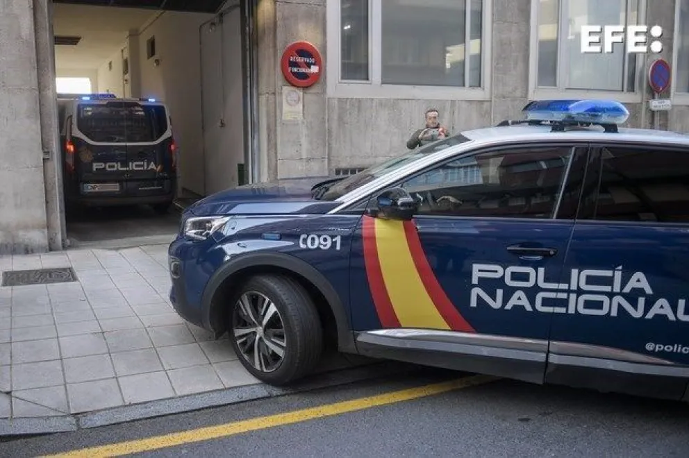 “Mamá no me tires”: una mujer se tiró con su hija desde un quinto piso