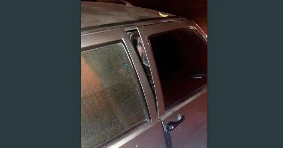 Abrieron y robaron autos en el barrio Los Fresnos