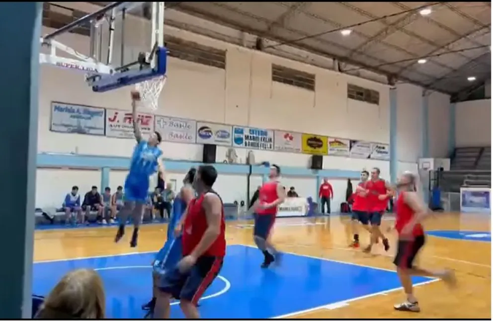 Jorge se quedó con la victoria ante Villa  Congreso en un parejo duelo que se definió a fuerza de triples