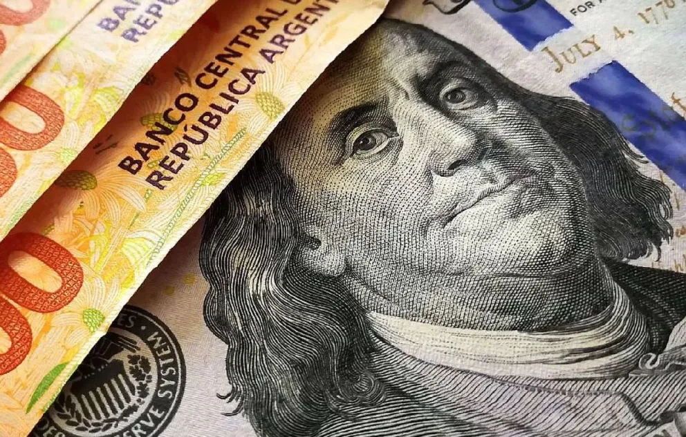 Dólar blue: a cuánto cotiza el dólar blue este viernes 14 de abril