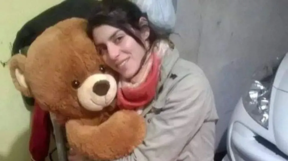 Le robó a su mamá 500 mil pesos que eran para una operación y se fugó con su novio