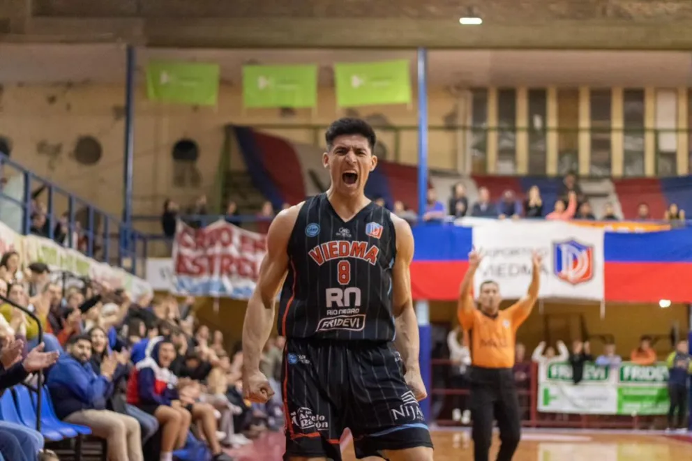 Primero en casa: Deportivo Viedma venció a Hispano en el primero de los partidos de cuartos de final