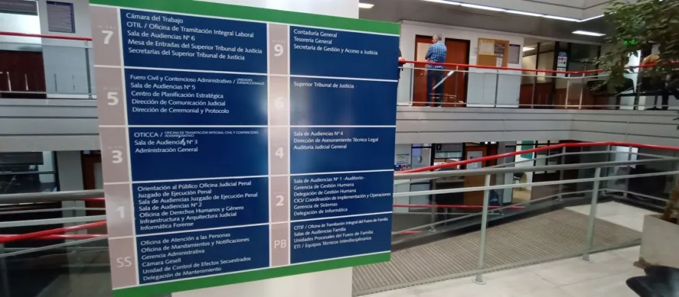 Rechaza invento empresario y asigna indemnización en favor de una empleada