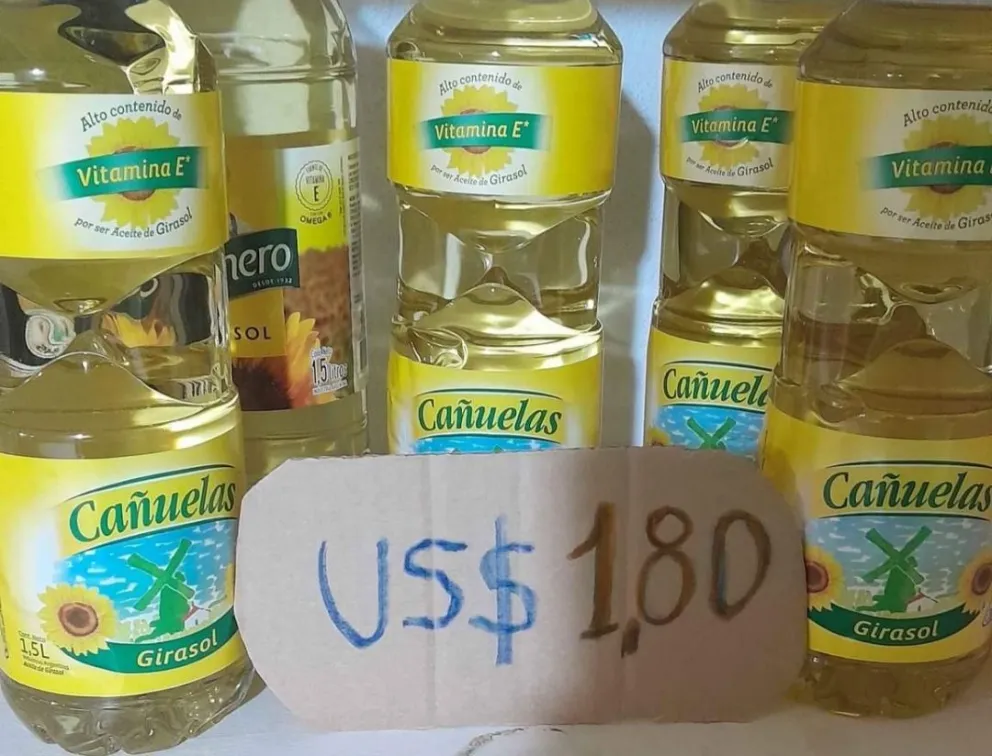 Un comerciante del barrio Mi Bandera dolarizó sus productos