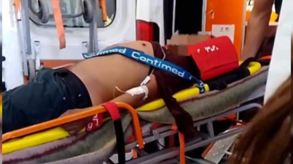 Un hombre se tiró del Puente Viejo y fue rescatado por policías