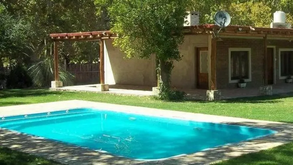 Santa Fe: una niña de tres años se ahogó tras caer a una pileta de natación