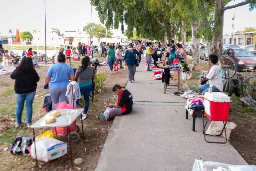 Los trueques en Viedma son un signo más de la acuciante crisis económica