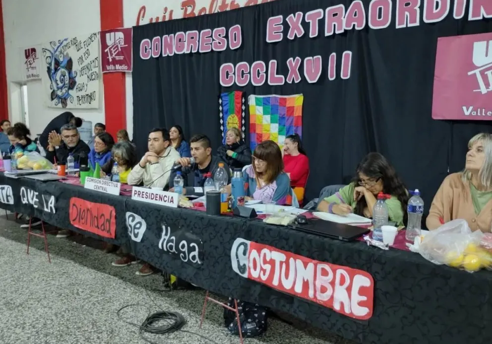 Rige la tensa calma entre la UnTER y el Gobierno