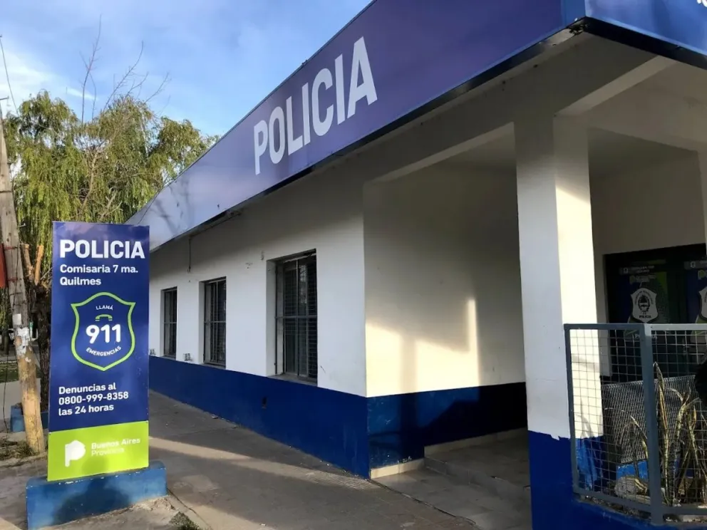 Una mujer con retraso madurativo denunció que dos policías la violaron en una comisaría 