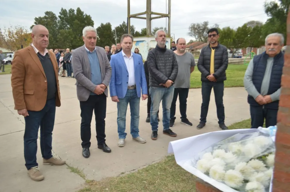 Se realizó el acto por el Día del Trabajador y Marino agradeció la entrega de 30 lotes