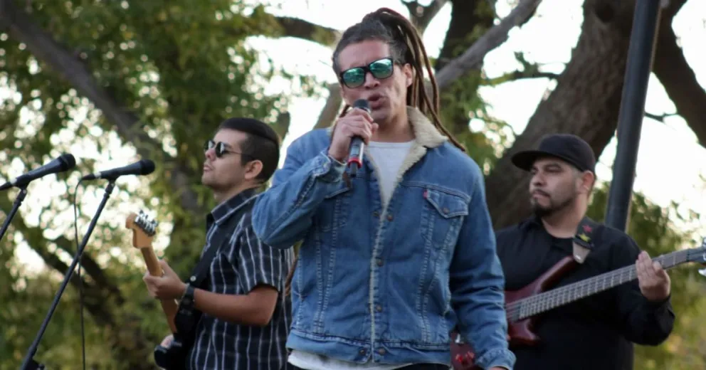 Guayubira necesita  likes para llevar el reggae de la Comarca al Comodoro Rock