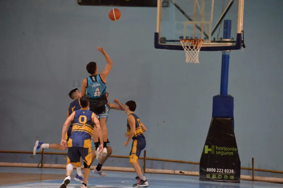 Sol de Mayo y Deportivo Patagones sumaron victorias para pelear los primeros puestos