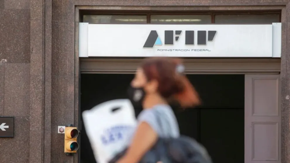 Cuánto se puede gastar sin que los bancos y billeteras virtuales deban informar a la AFIP 