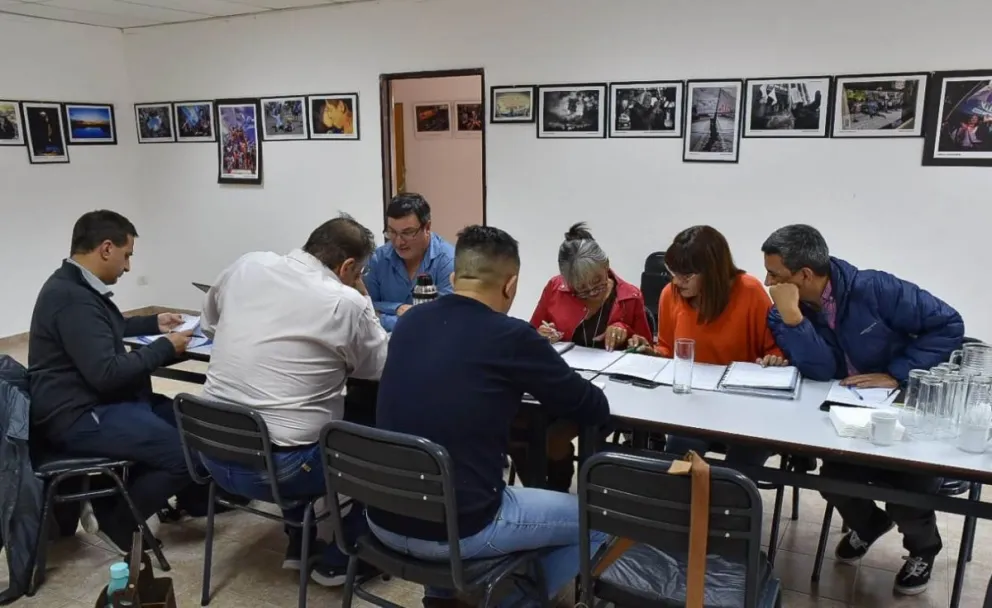 Docentes y Educación avanzaron con el pliego pedagógico acordado en paritaria