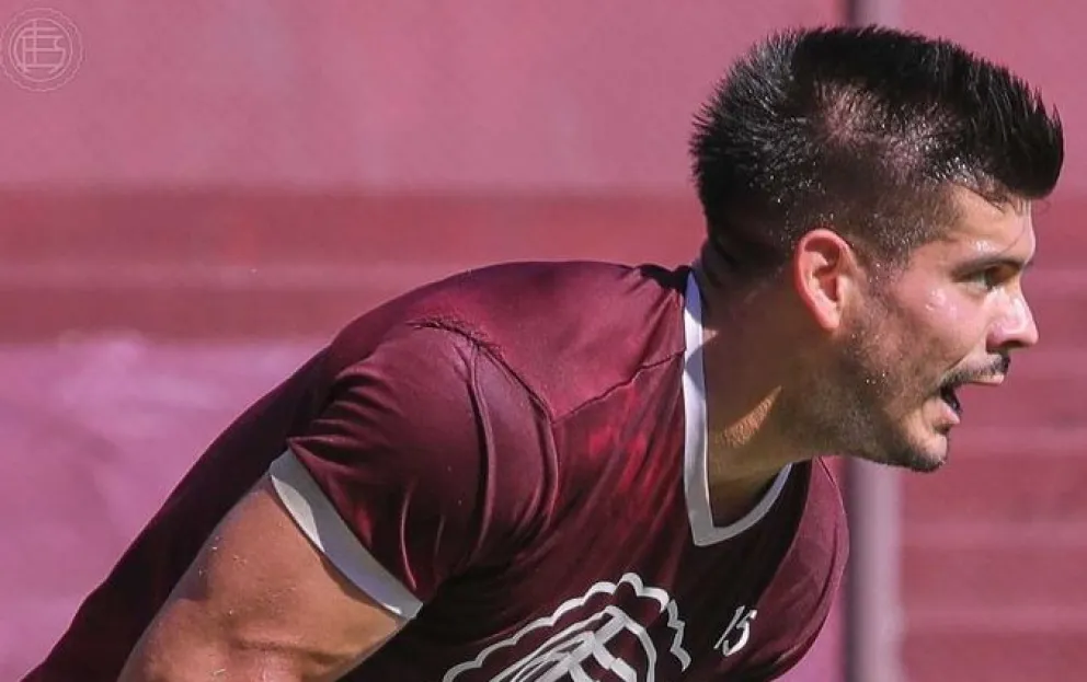 Lucas Acosta, arquero de Lanús: “hay que jugar el partido como si fuera una final”