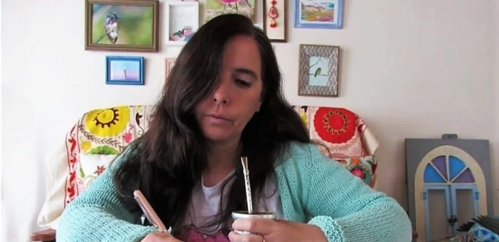 Silvina Fazio dio vuelo a su imaginación al presentar su obra en la vidriera de Buenos Aires