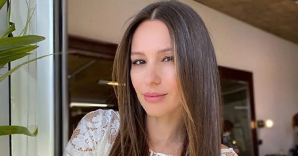 Pampita reveló por qué suelta globos en cada aniversario de la muerte de su hija Blanca