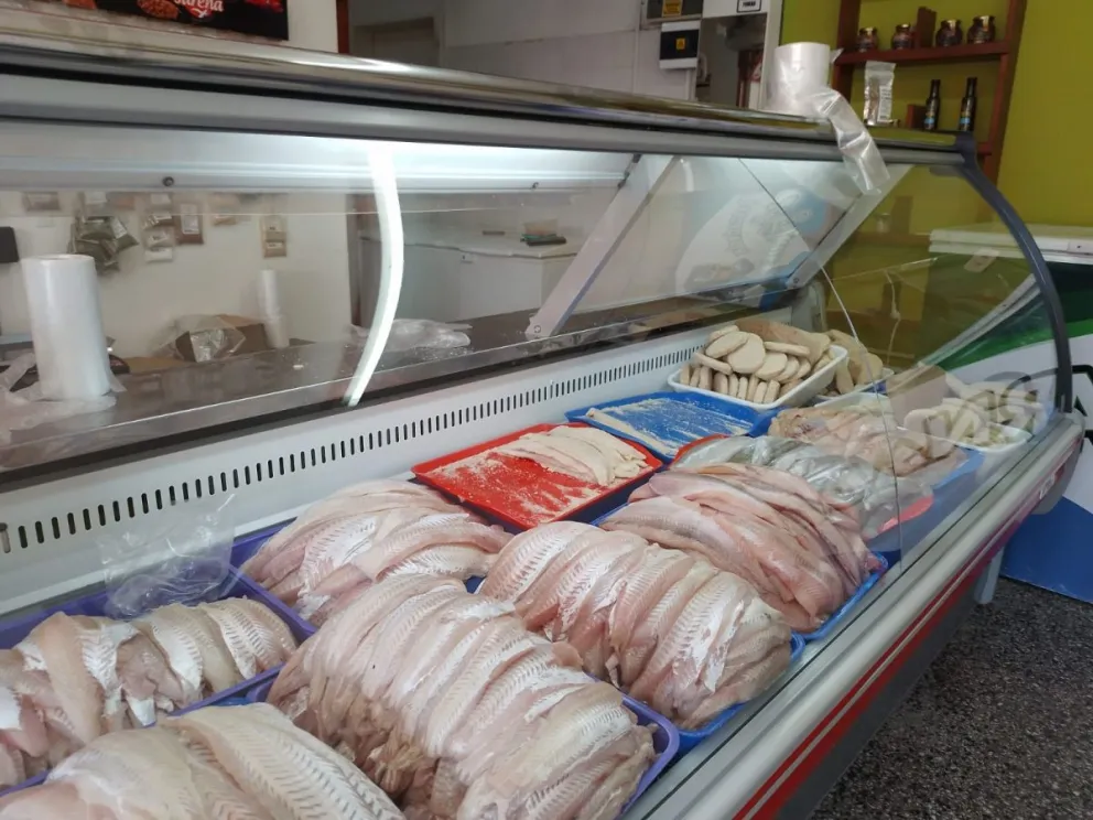 La Emergencia Pesquera llegó también a las pescaderías de la región 