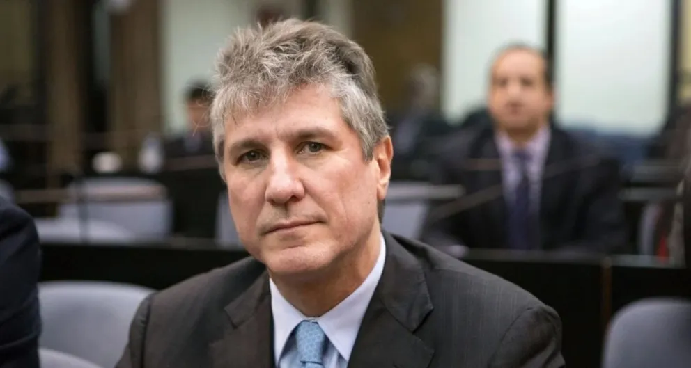 Amado Boudou se descompensó mientras brindaba una charla en la UNCO y fue trasladado a un hospital en Neuquén