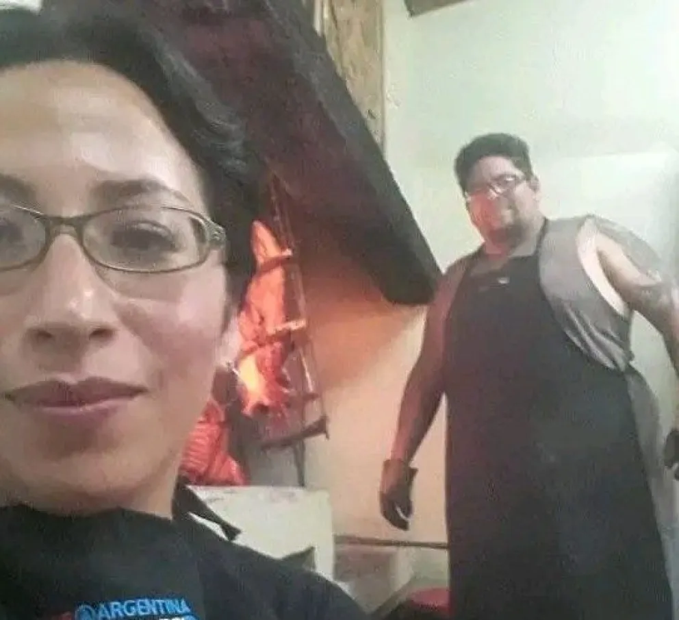 Maxi Herrera y Belén Ocares dieron vida a "Comidas Viedma" un emprendimiento gastronómico que crece