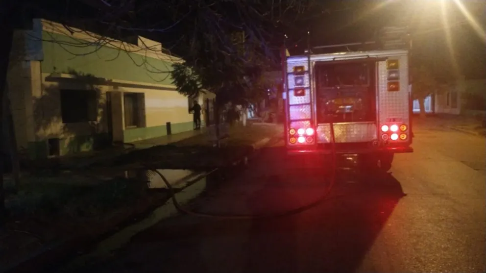 Susto por peligroso incendio en un CAINA ubicado en la zona céntrica