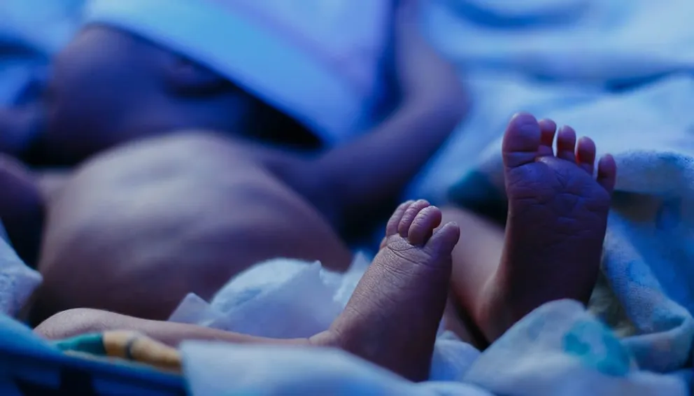 Muerte de bebés en Córdoba: benefician con prisión domiciliaria a una de las imputadas 