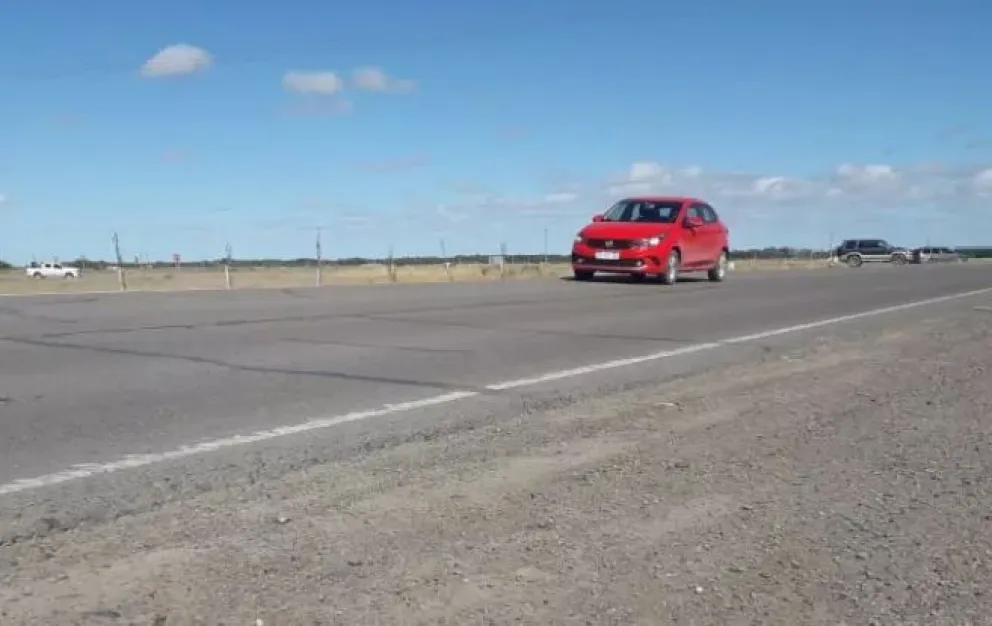 Funcionarios nacionales prometen cumplir con el eterno reclamo de la rotonda de las rutas 3 y 1