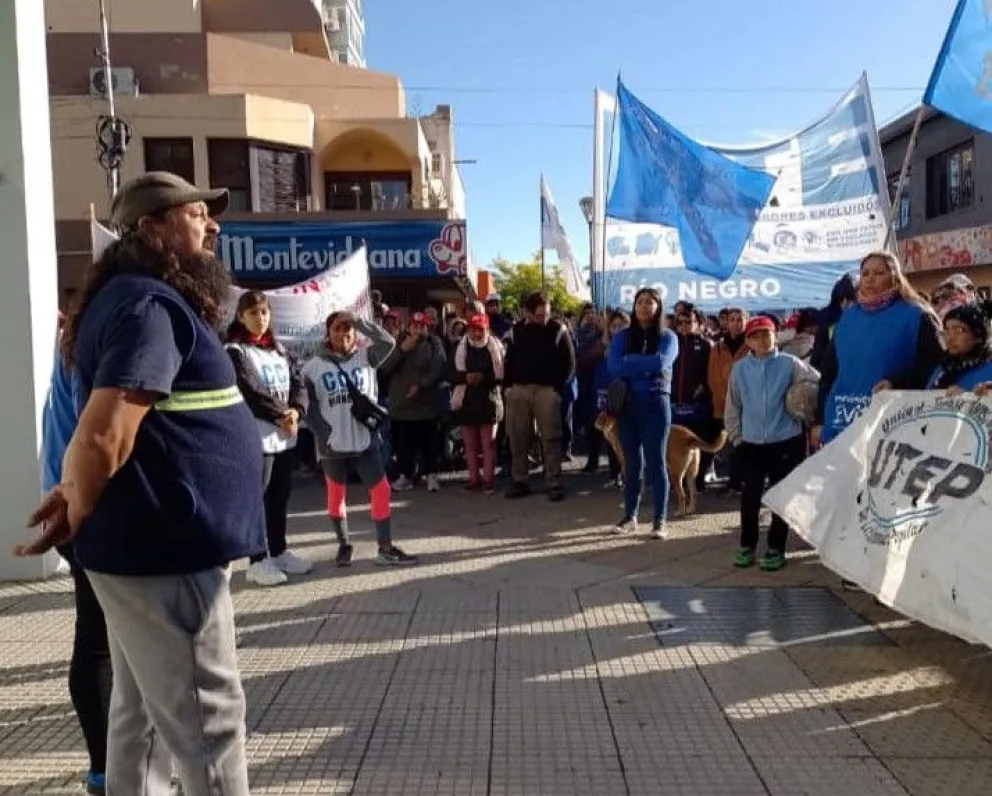 José Paredes: "Estamos trabajando en las barriadas sin aportes del Estado"