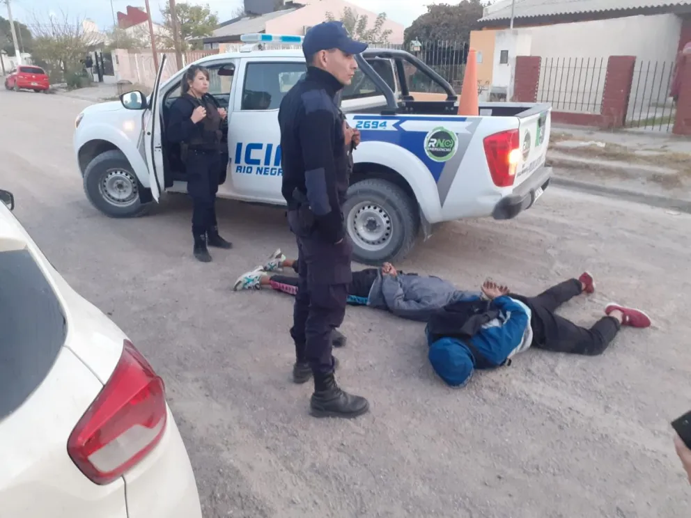 Un delincuente salió del calabozo, reincidió y volvió tras las rejas con acompañamiento