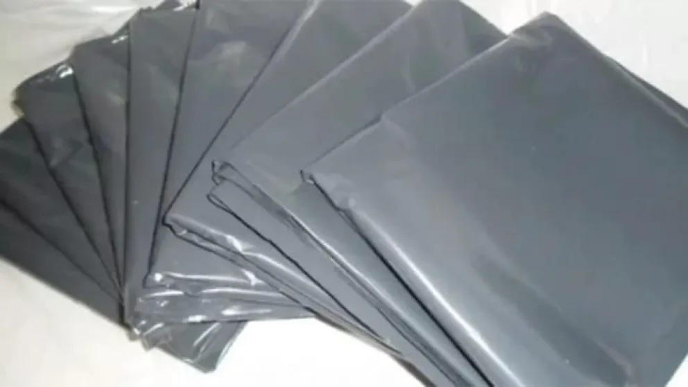 Venta ilegal de bolsas de residuos a nombre de Cotravili y la Municipalidad: alerta por posible marcación de viviendas