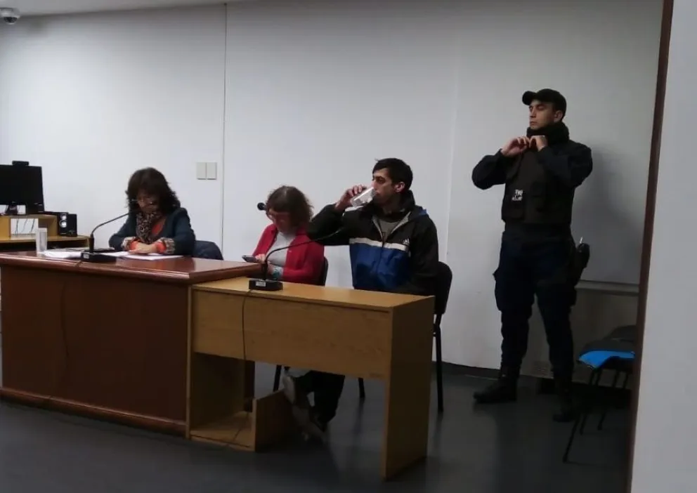 Acusan a un sujeto de 11 ilícitos, no va preso y lo mandan a tratamiento de adicciones