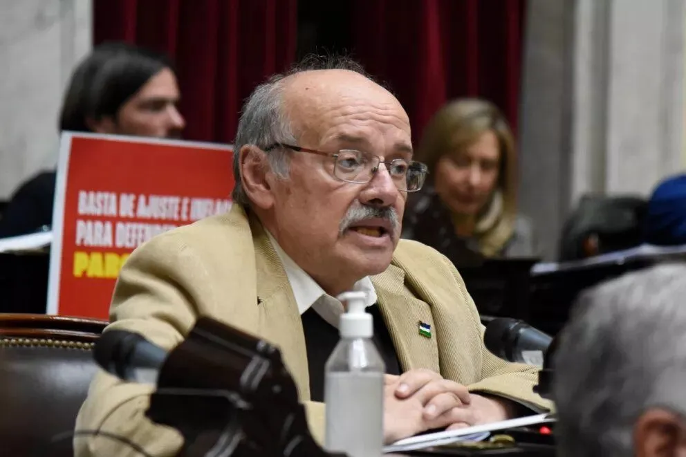 Di Giacomo se expresó en contra de que una comunidad mapuche desalojada vuelva a Mascardi   