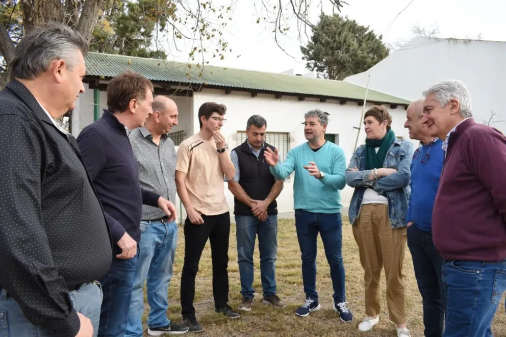 El  pre candidato a gobernador por el PRO, Diego Santilli, visitó Carmen de Patagones 