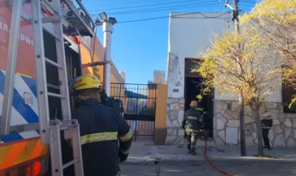 Susto en el Casco Histórico de Carmen de Patagones por un principio de incendio