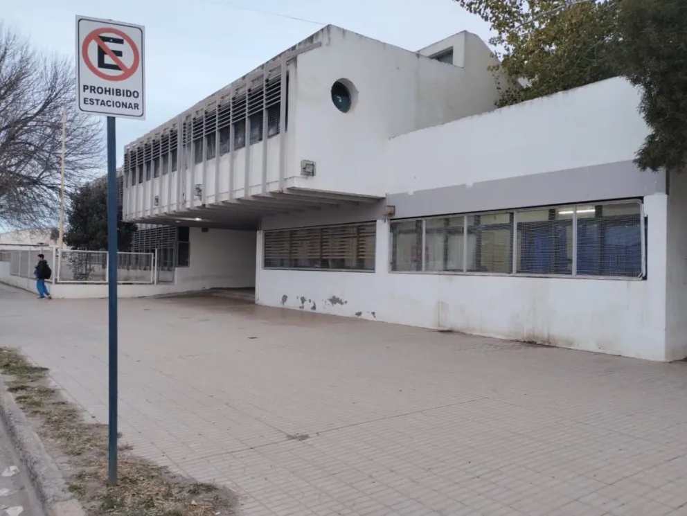 La iniciativa que se realiza cerca de la escuela secundaria, propone enseñar hábitos desde el inicio de la alimentación complementaria. 