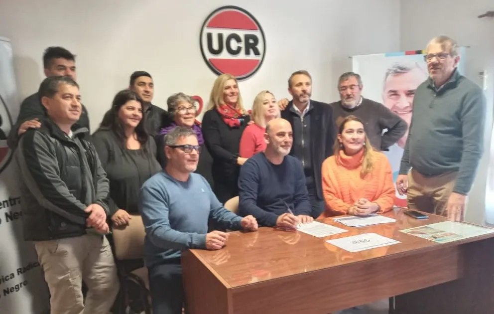 Los radicales van a las PASO con candidato propio dentro de Juntos por el Cambio