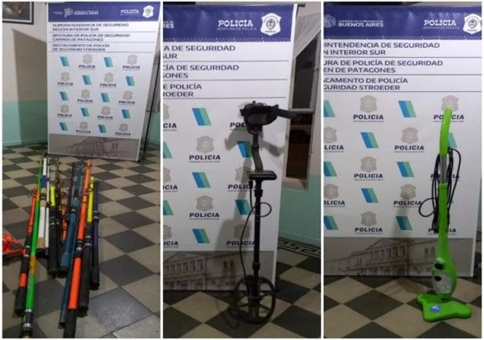 Encuentran cañas de pescar y elementos varios en la vía pública