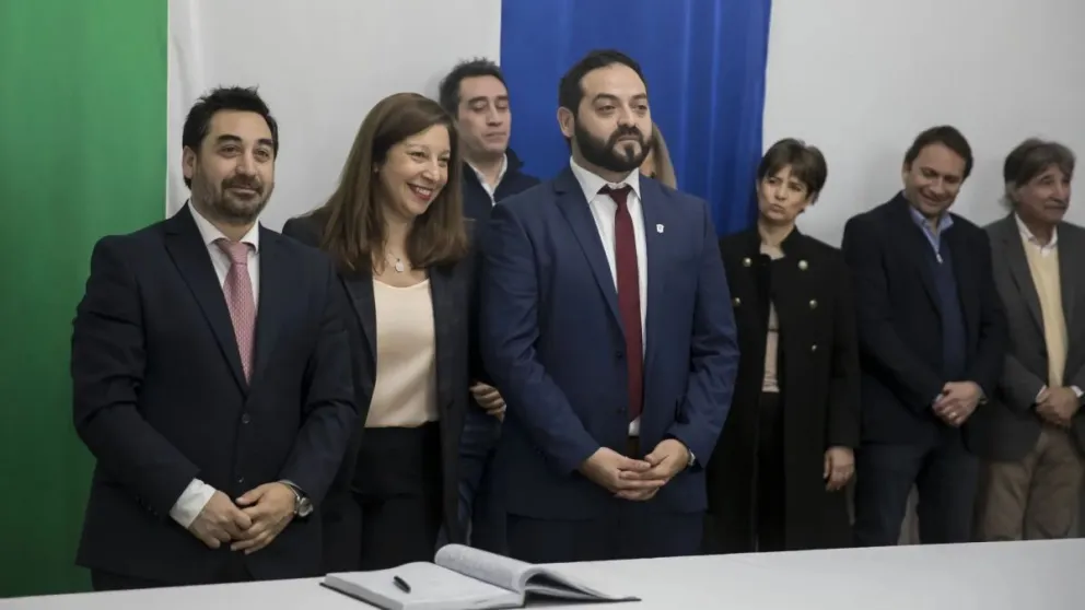 Nuevo enroque de funcionarios: ¿Quiénes son Ferrari y Fuentes Vivanco? 