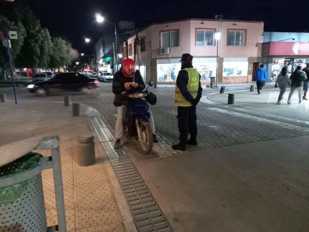 Más motos secuestradas en operativos de control vehicular en Viedma