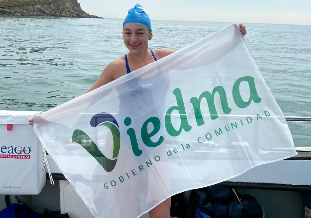 "Ahora queremos la tercera", el mensaje de Pesatti a la nadadora Ailén Lascano Micaz