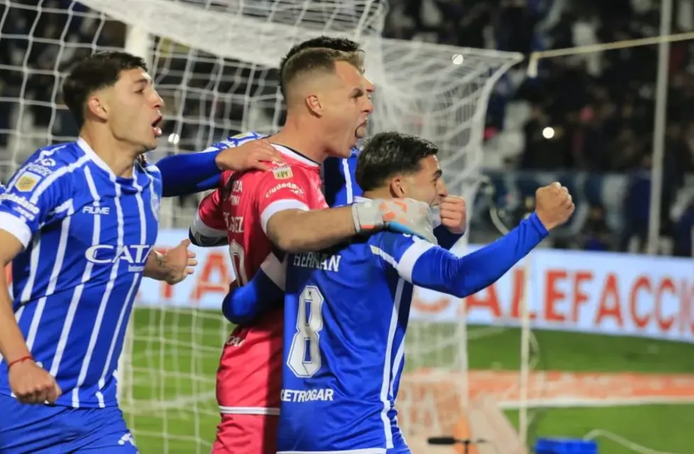 Godoy Cruz goleó a Boca y lo llenó de dudas
